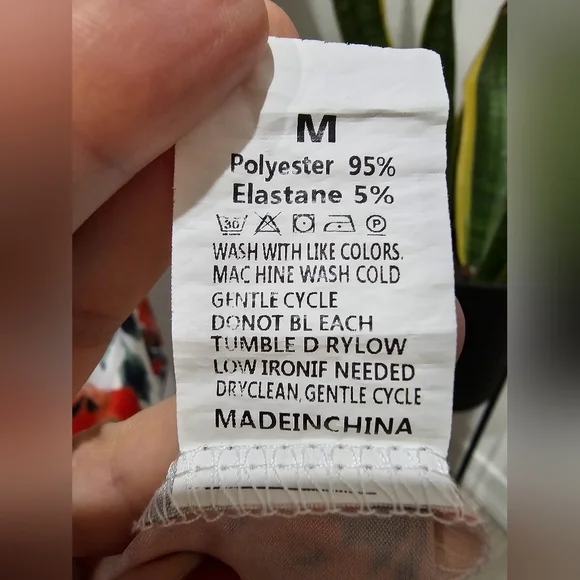 Floral V-neck Backless Maxi Dress - Picture 4 of 4